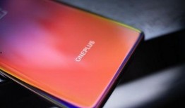 一加13最新官方爆料,性能与设计双升级，引领旗舰新潮流”